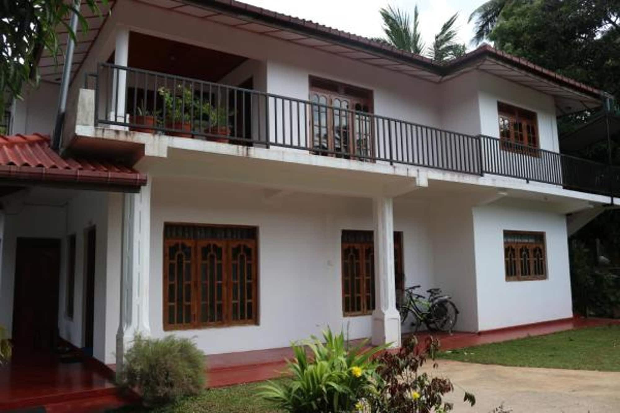 Hotel Sanasuma Rest Anuradhapura Exterior foto